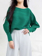 Elegant Plissé Boatneck Top