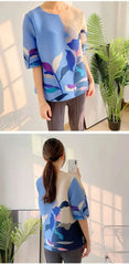 Truly Plissé Floral Blouse Top