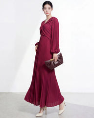 Elegant Long Sleeve Pleated Dress