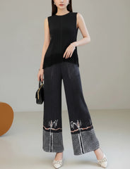 Petite Plissé Straight Leg Pants