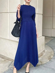 Luxury Batwing-Sleeve Plissé Dress