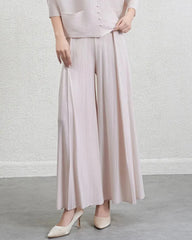 Elegant Plissé Trousers Set