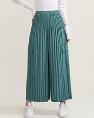 Premium Wide-Leg Pleats Trousers