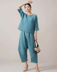 Contemporary Pleated 2-Piece