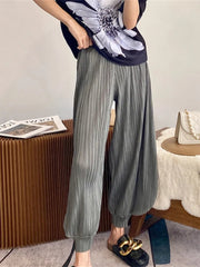 Elegant Plissé Lantern Pants
