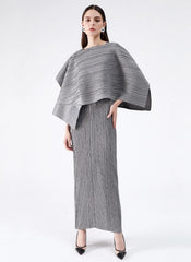 2-Piece Plissé Cape Dress