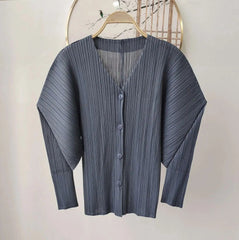 Casual Elegance Plissé Cardigan