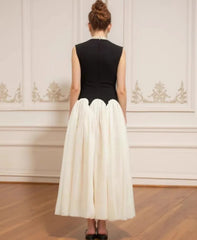 Elegant Scallop Sleeveless Dress