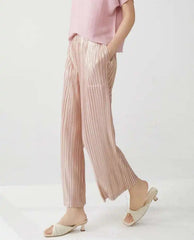 Luxurious Plissé Wide-Leg Trouser