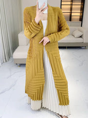 Plissé Lightweight Geometric Coat