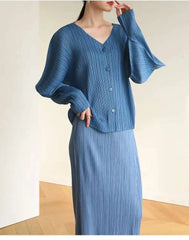 Casual Elegance Plissé Cardigan