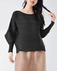 Elegant Plissé Long-Sleeve Top
