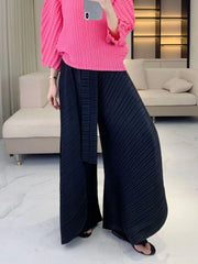 Truly Pleated High-Waisted Pants