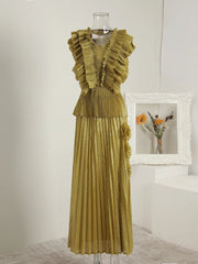 Truly Pleated Sleeveless Top & Skirt