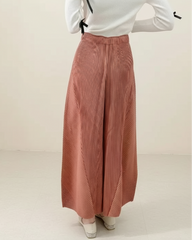 Travel Pleated Wide-Leg Pants