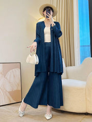 Plissé Longline Travel Cardigan