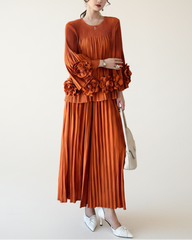 Elegant Floral Pleated Set