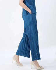 Elegant Pleated Wide-Leg Pants