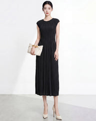 Crinkle Waist-Defined Pleated Dress