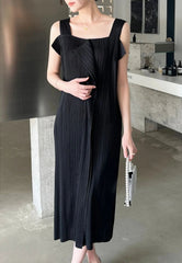 Elegant Pleated Square Neck Dress