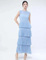 Elegant Plissé Sleeveless Dress