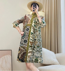 Loose-Fit Pleated Tunic Top