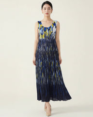 Elegant Pleated Sleeveless Dress