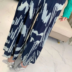 Flowy Pleated Wide-Leg Pants