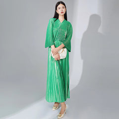 Elegant Pleated Batwing Dress