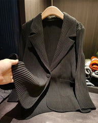 Thick Pleated Draped Cardigan