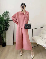 Comfortable Plissé Top & Pant Set
