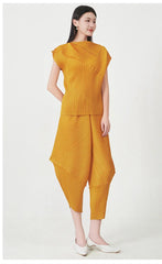 Luxury Geometric Plissé Trousers Set