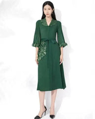 Elegant Floral Pleated Dress