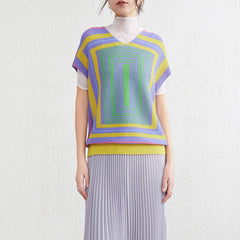 Luxury Pleats V-Neck Geometric Top
