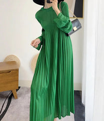 Luxury Pleats Travel Dress