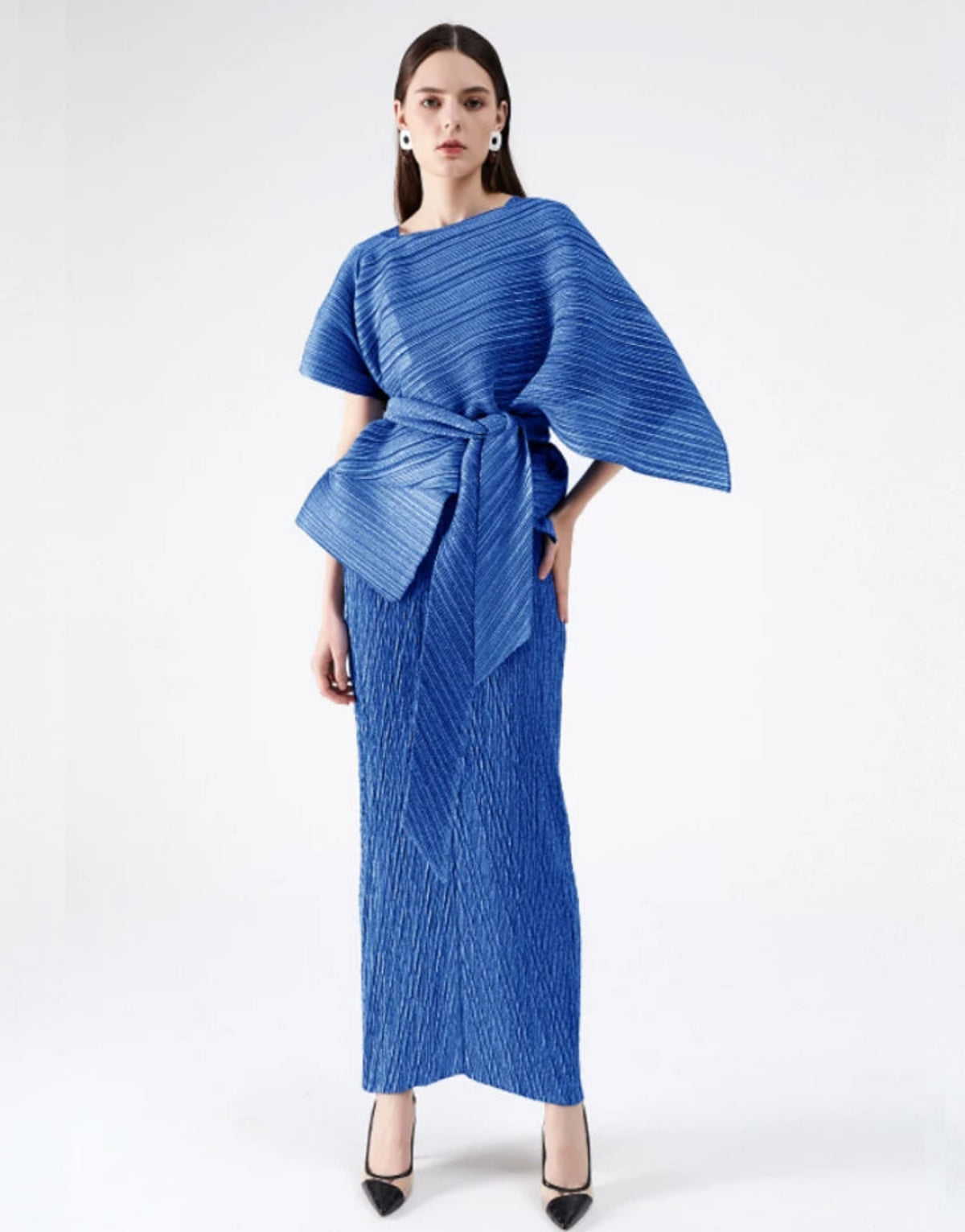 2-Piece Plissé Cape Dress