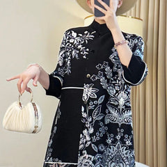 Loose-Fit Pleated Tunic Top