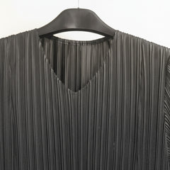 Luxury Pleated Bell-Cuff Dress