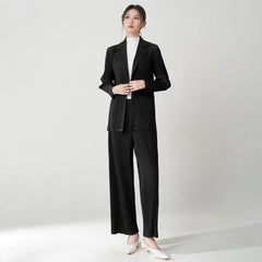 Luxury Plissé Blazer & Trousers