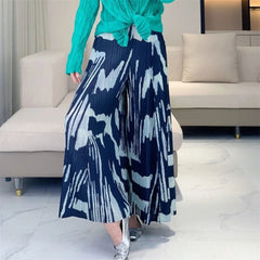 Flowy Pleated Wide-Leg Pants