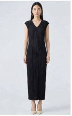 Sleeveless Pleated Crinkle Dress