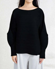 Elegant Plissé Boatneck Top