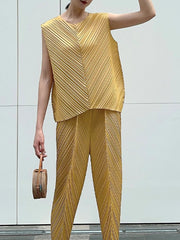 Elegant Gold Pleated Sleeveless Top and Pants Set