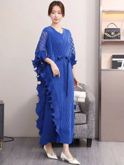 Sculptural Plissé Cape Kaftan