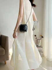 Truly Plissé Sleeveless Midi Dress