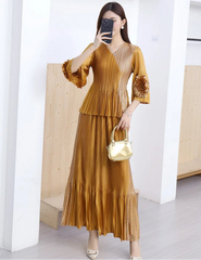 2-Piece Pleated Skirt Set