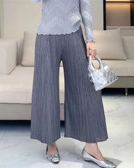Travel & Work Plissé Pants