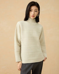 Thick Relaxed Pleated Turtleneck