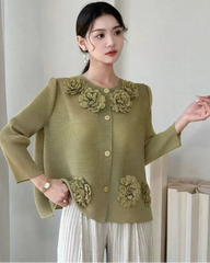 Petite Floral Plissé Button-Down Top