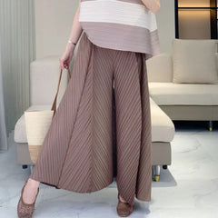 Casual Luxe Wide-Leg Plissé Pants